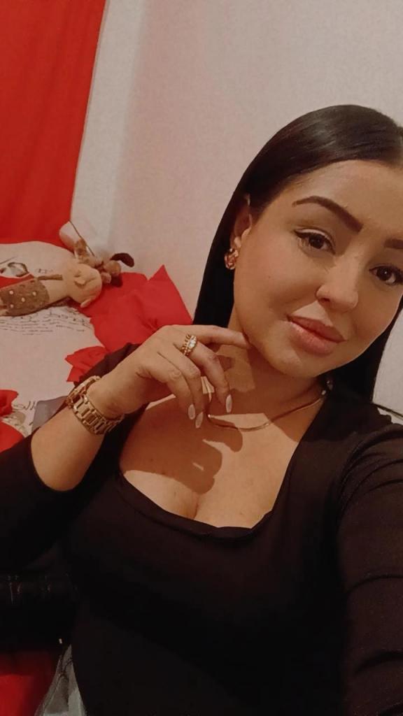 Chica busca chico en Sevilla: 