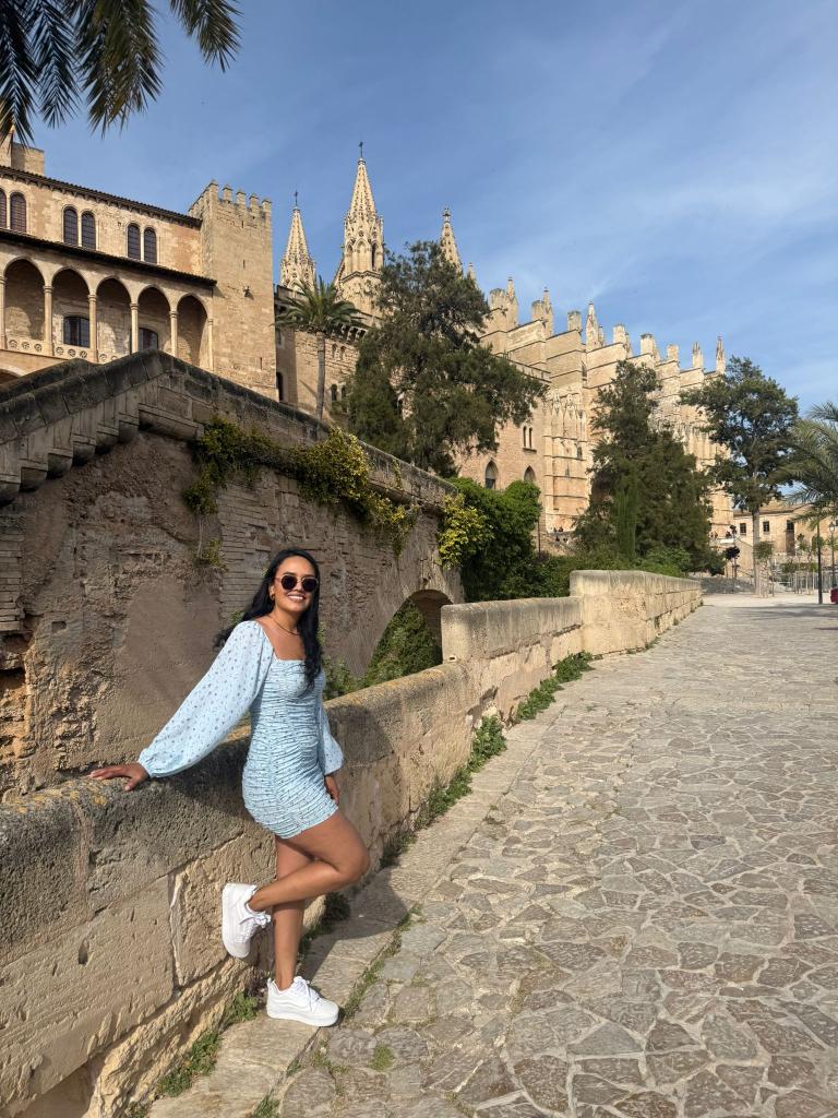 611234828: Chica busca chico en Madrid