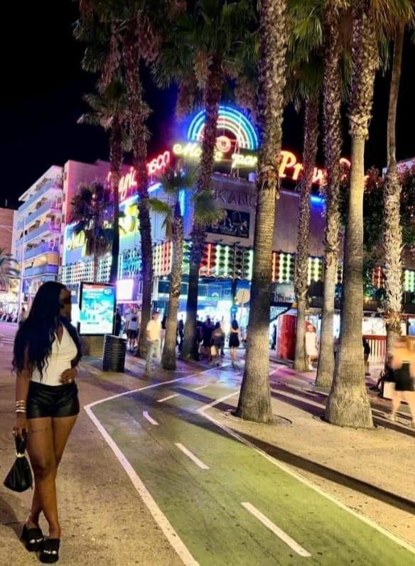 672765712: Chica busca chico en Cádiz