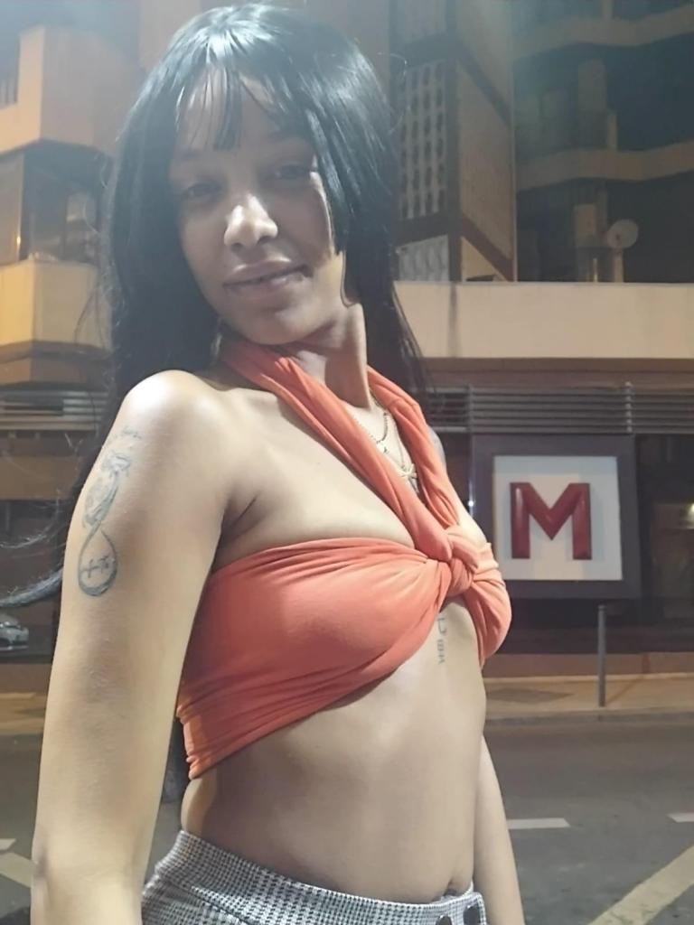 631685859: Chica busca chico en Salamanca
