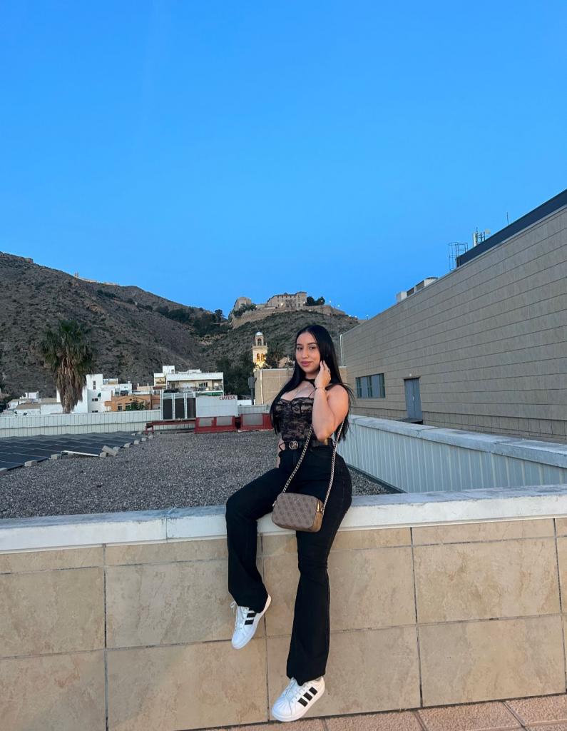 Chica busca chico en Jaén: 