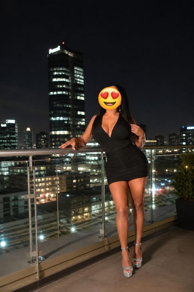 Chica busca chico en Lérida: 