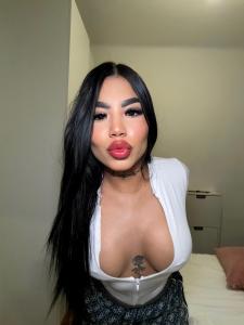 625389869: Chica busca chico en Barcelona