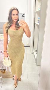 658409487: Chica busca chico en Barcelona