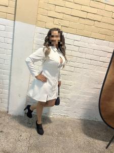 643759513: Chica busca chico en Lugo