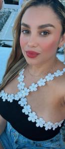 631961178: Chica busca chico en Tarragona