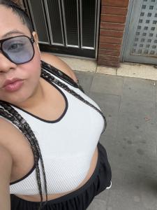 677830485: Chica busca chico en Barcelona