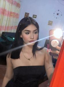 667573156: Chica busca chico en Barcelona