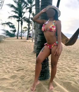 611319789: Chica busca chico en Cádiz