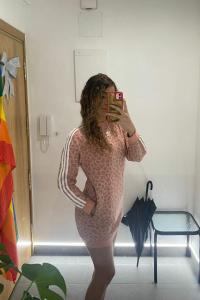742055715: Chica busca chico en Madrid