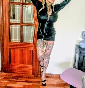 672857026: Chica busca chico en La Coruña