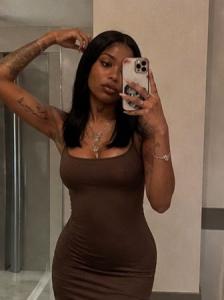 613834468: Chica busca chico en Álava