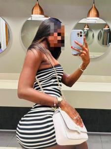 664213144: Chica busca chico en Málaga