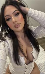 602436793: Chica busca chico en Málaga