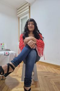 614561887: Transexual en Pontevedra