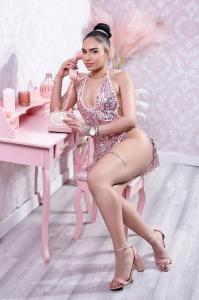 687721957: Chica busca chico en Ibiza