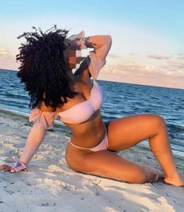 647641683: Chica busca chico en Málaga