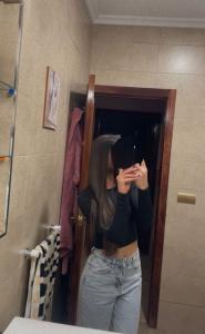 627236438: Chica busca chico en Sevilla