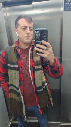 614355462: Chico busca chica en Barcelona