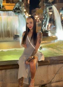 613758156: Chica busca chico en Tarragona