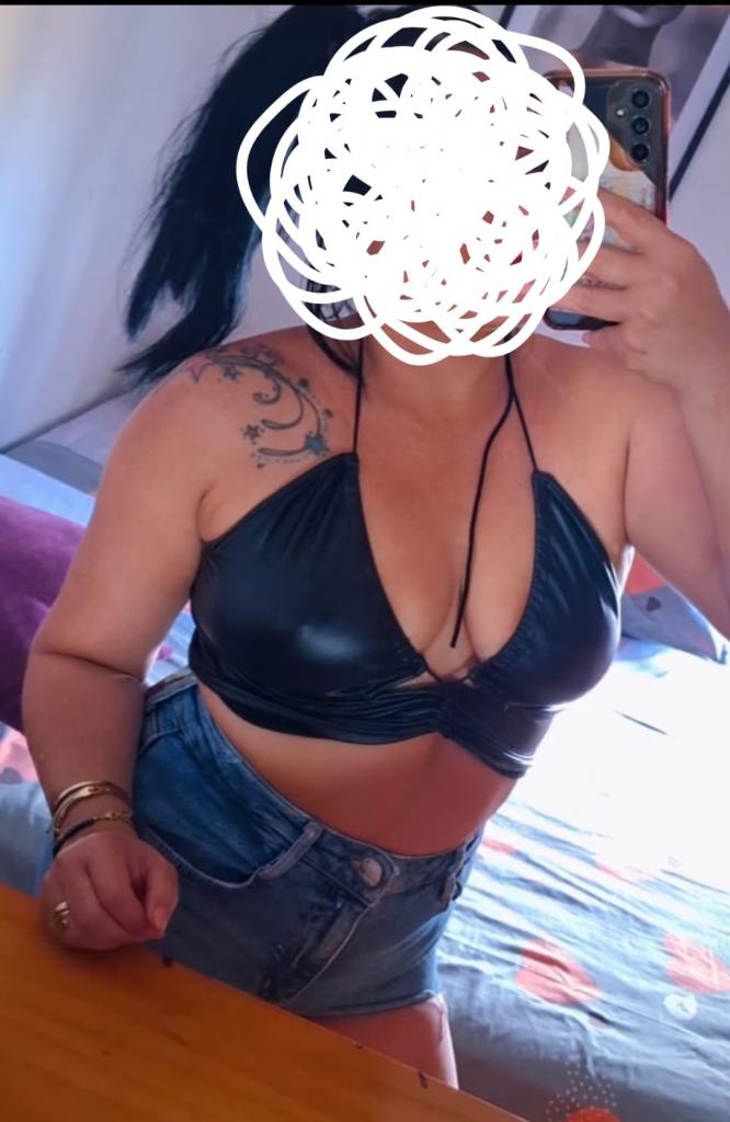 602705976: Chica busca chico en Cádiz