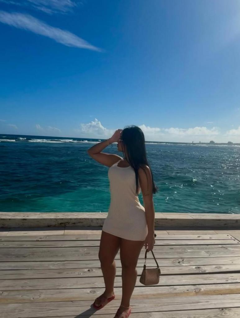 Chica busca chico en Almería: 