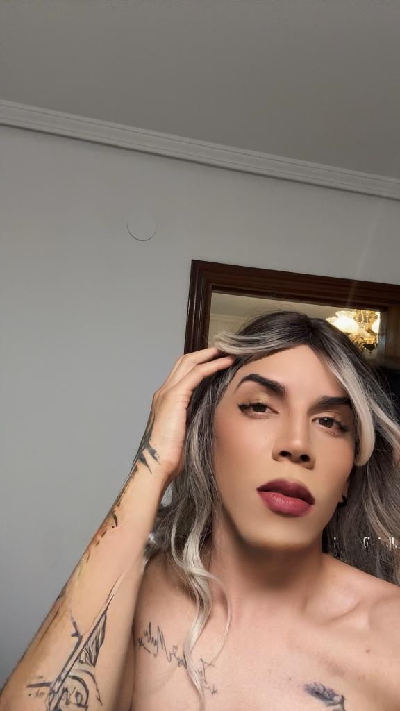 617380308: Travesti en Málaga