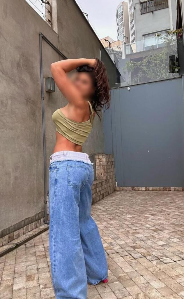 Chica busca chico en Barcelona: 