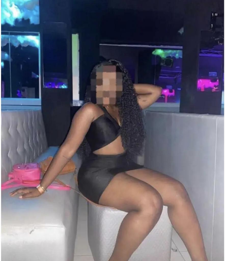 Chica busca chico en Tenerife: 