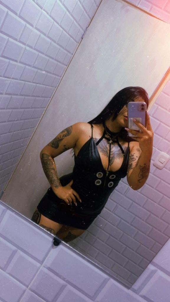 Chica busca chico en Almería: 