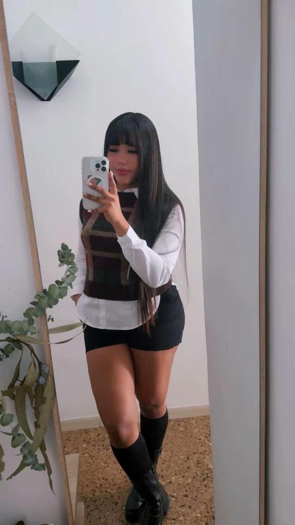 Chica busca chico en Almería: 