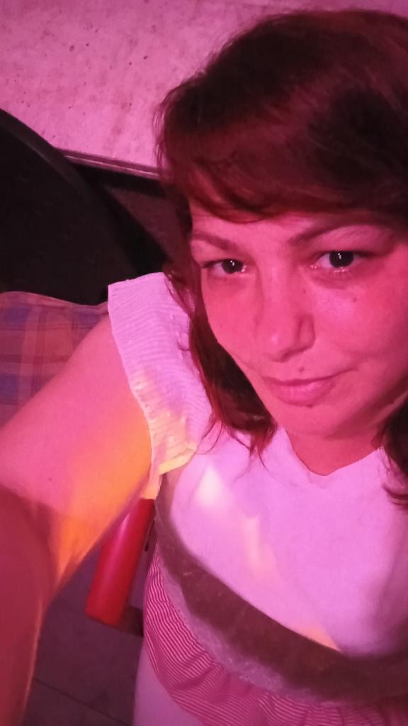 624280974: Chica busca chico en Tarragona