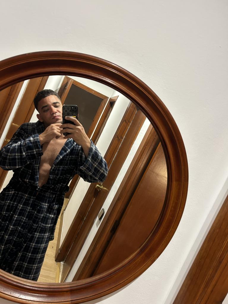 617515038: Chico busca chica en Mallorca