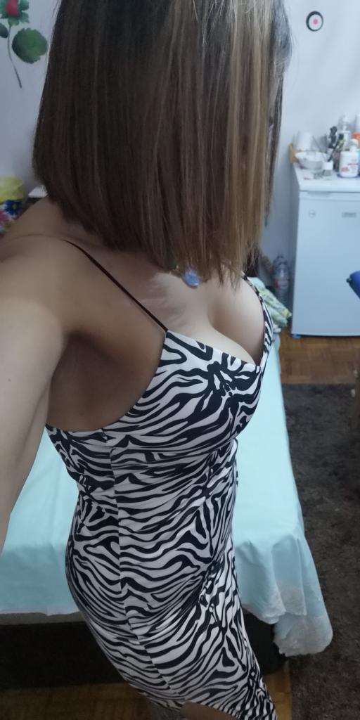 651326299: Chica busca chico en Orense