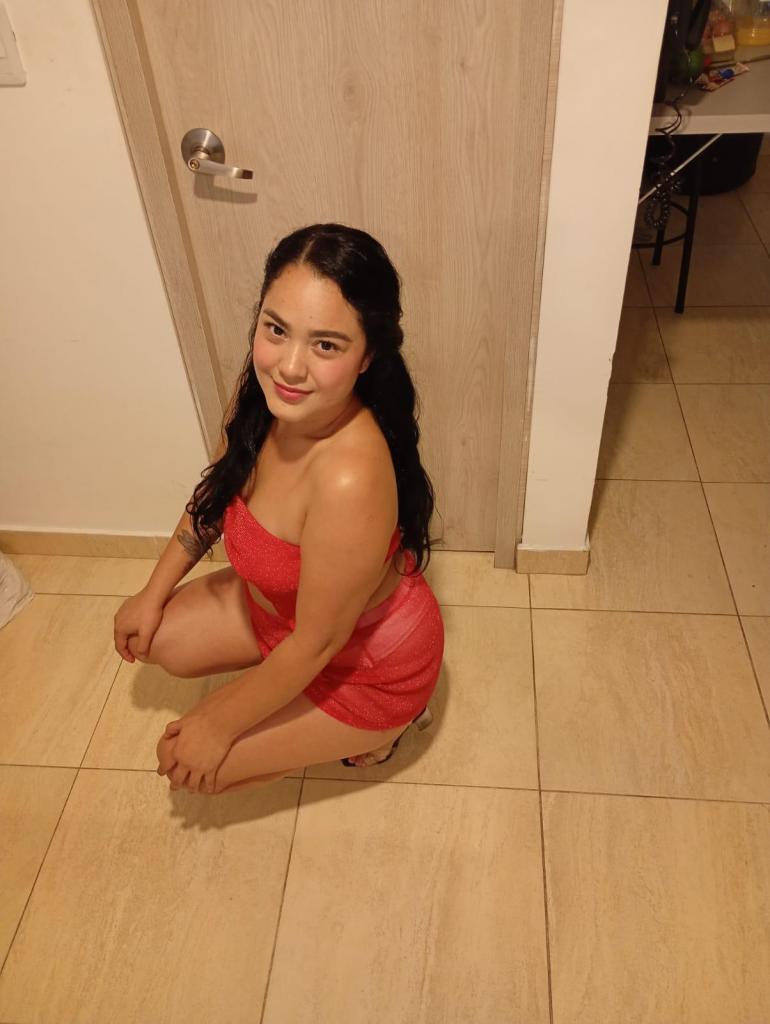 Chica busca chico en Cádiz: 