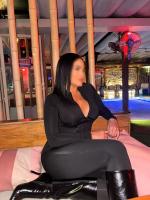 613561886: Chica busca chico en Málaga