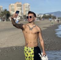 654163189: Chico busca chica en Málaga