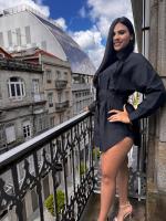 624856411: Chica busca chico en Ibiza
