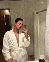 670590228: Chico busca chica en Madrid