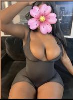 632779229: Chica busca chico en Barcelona