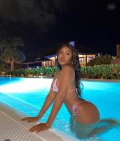 667799048: Chica busca chico en Alicante