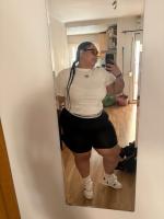 677830485: Chica busca chico en Barcelona