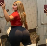 672121491: Chica busca chico en Barcelona