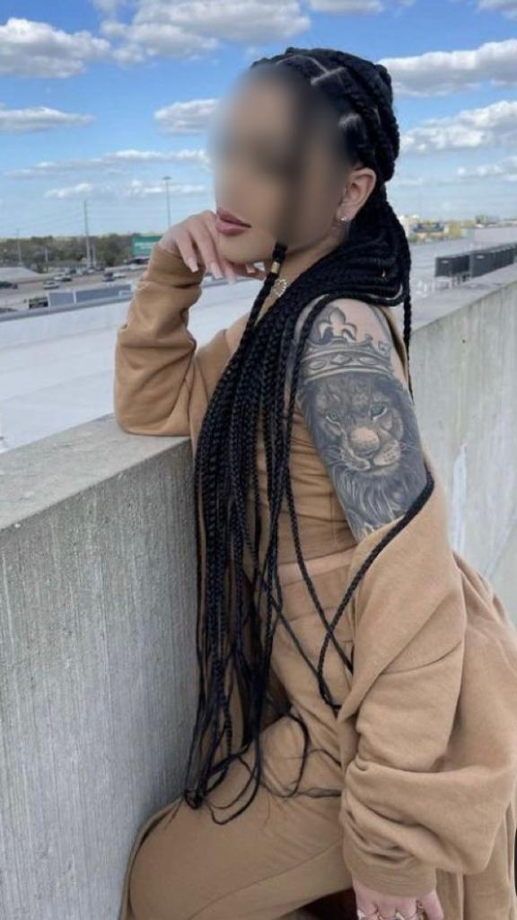 Chica busca chico en Huesca: 