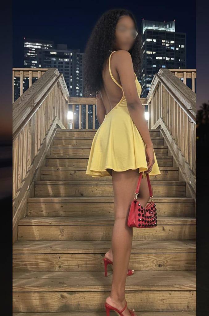 644248749: Chica busca chico en Valencia