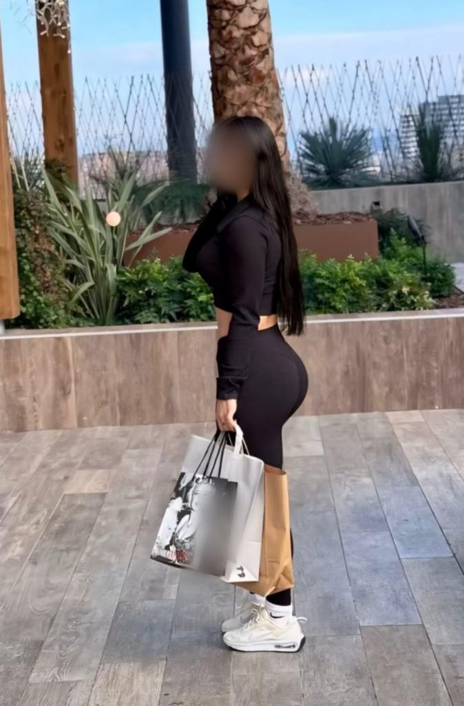 Chica busca chico en La Coruña: 