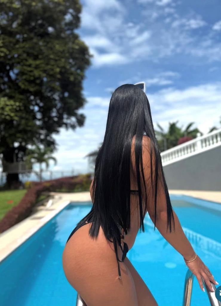 Chica busca chico en Tarragona: Chica busca chico