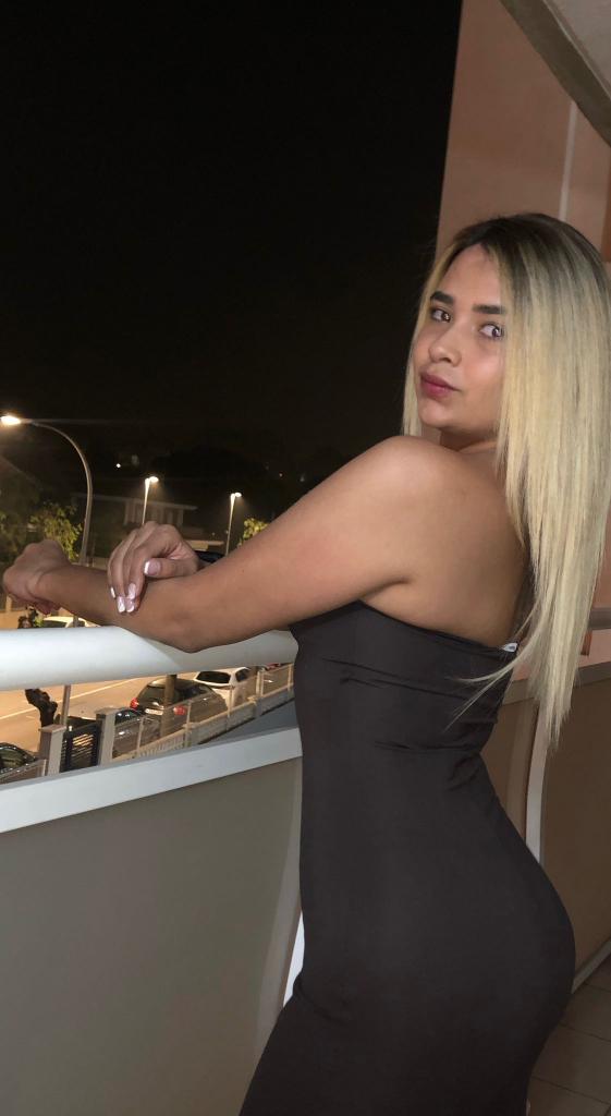 Chica busca chico en Tarragona: Chica busca chico