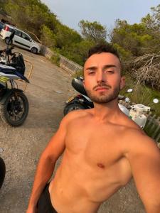 636123659: Chico busca chica en Ibiza