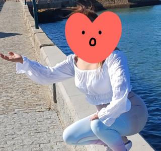 Chica busca chico en Cádiz: 